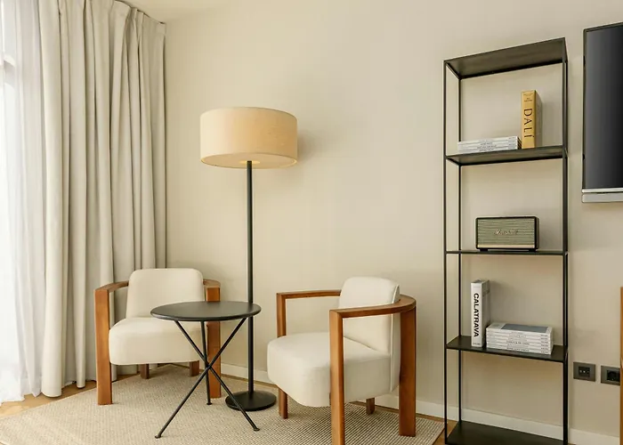 Sabatic Mar, Barcelona, A Tribute Portfolio 4*