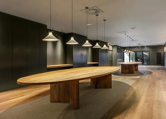 Sabatic Mar, Barcelona, A Tribute Portfolio